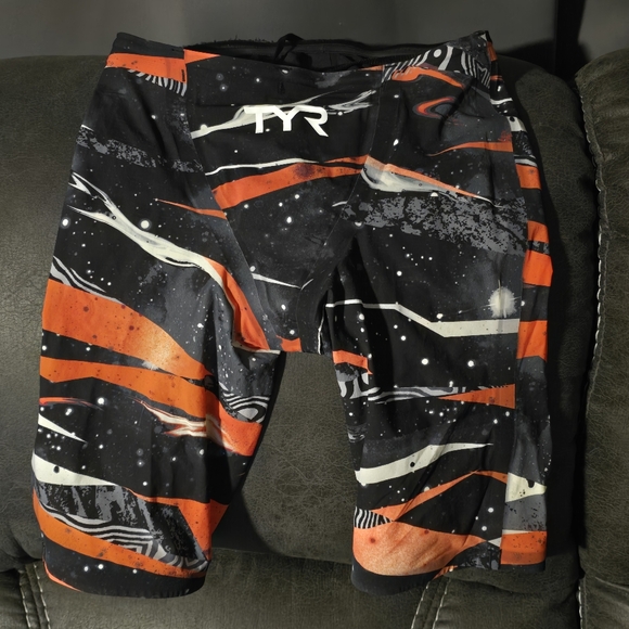 TYR AVICTOR TECH SUIT Only GREY JAMMER AVAILABLE